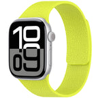 Apple Watch Uyumlu Kabartma Desenli Silikon Kordon – Açık Yeşil